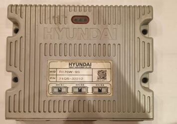 Блок управления экскаватора hyundai R170W-9S, 21Q5-32212
